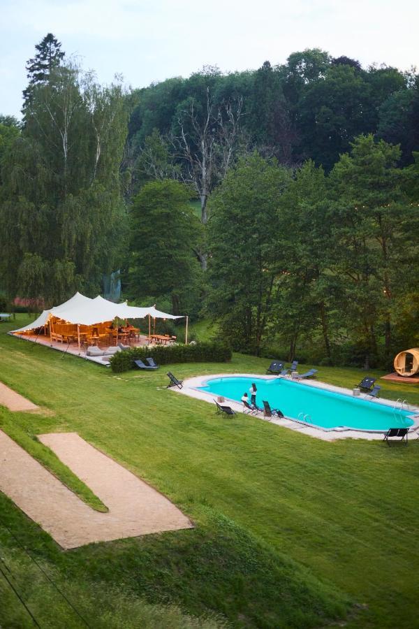 Chateau De La Chapelle Bed & Breakfast Anthisnes